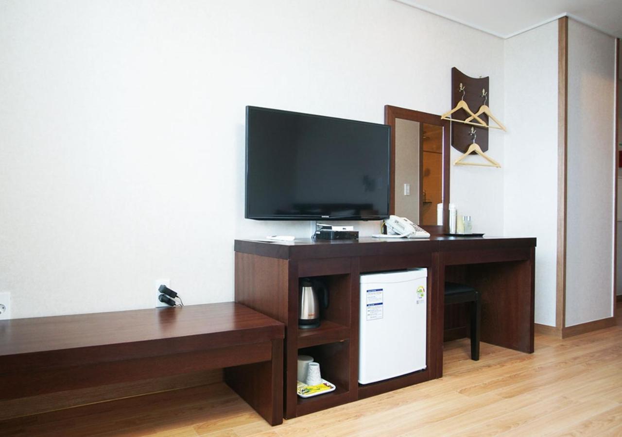 Iris Hotel Seogwipo Luaran gambar