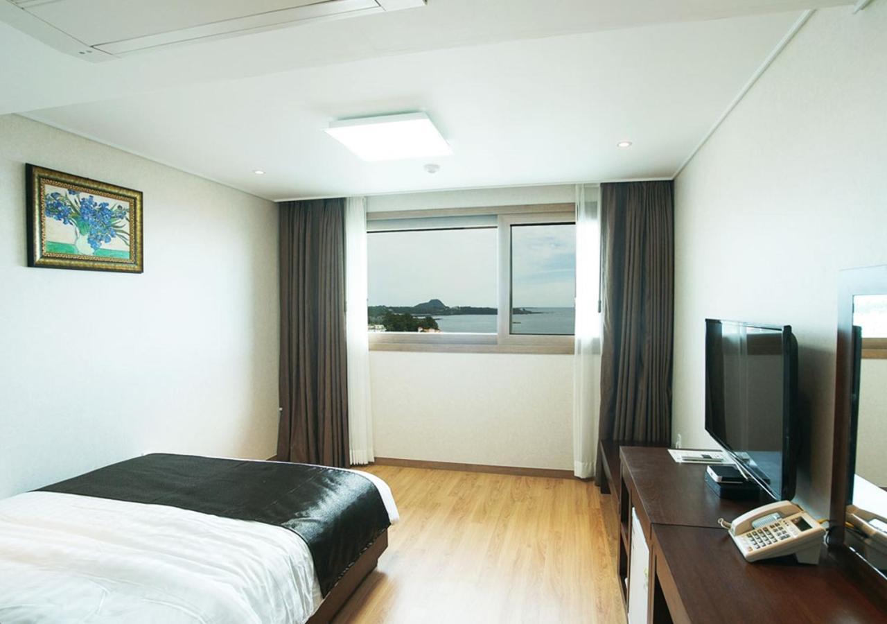 Iris Hotel Seogwipo Luaran gambar